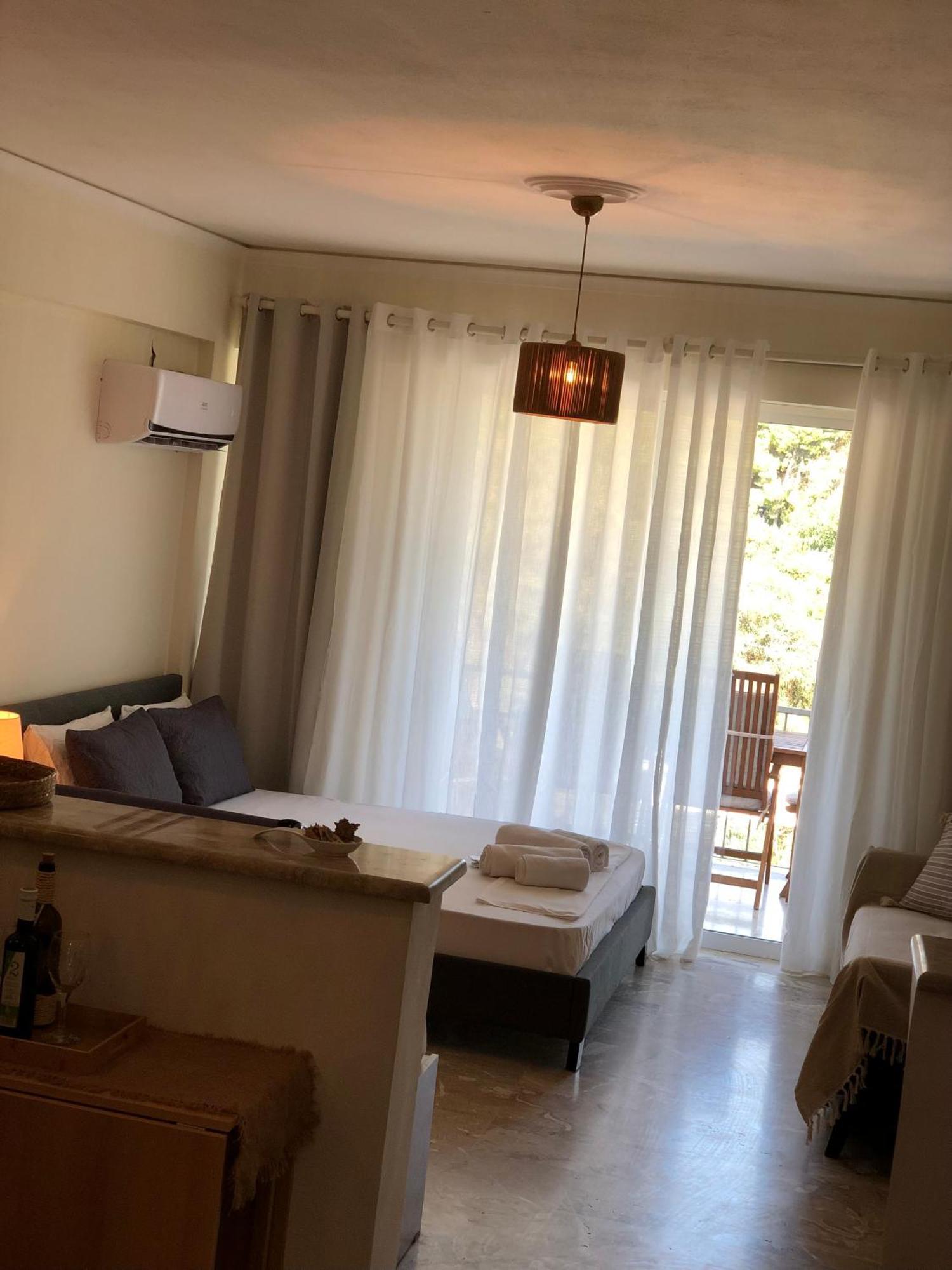 Studio Στο Τολό Ngoại thất bức ảnh